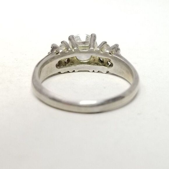 Vintage Sterling Silver Sparkly Rhinestone Cluster Ring, Size 7 Band, Estate - Picture 5 of 10